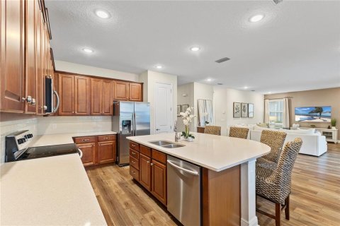 House in Kissimmee, Florida 5 bedrooms, 273.6 sq.m. № 1681738 - photo 19