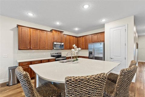 House in Kissimmee, Florida 5 bedrooms, 273.6 sq.m. № 1681738 - photo 18
