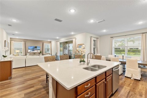 House in Kissimmee, Florida 5 bedrooms, 273.6 sq.m. № 1681738 - photo 20