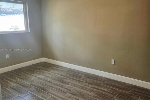 Condo in Miami Gardens, Florida, 3 bedrooms  № 2033280 - photo 7