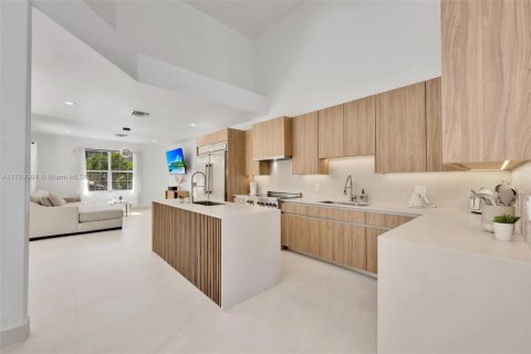 Casa en venta en North Miami Beach, Florida, 5 dormitorios, 354.33 m2 № 1462303 - foto 10