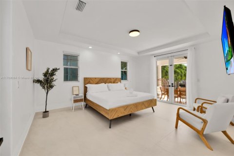 Casa en venta en North Miami Beach, Florida, 5 dormitorios, 354.33 m2 № 1462303 - foto 20