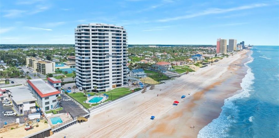 Condo in Daytona Beach, Florida, 2 bedrooms  № 1721743