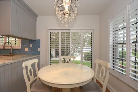 Townhouse in Boca Raton, Florida 3 bedrooms, 166.39 sq.m. № 1495452 - photo 10