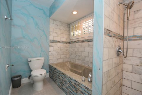 Townhouse in Boca Raton, Florida 3 bedrooms, 166.39 sq.m. № 1495452 - photo 30