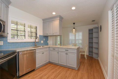 Townhouse in Boca Raton, Florida 3 bedrooms, 166.39 sq.m. № 1495452 - photo 22