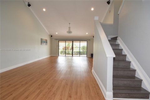 Townhouse in Boca Raton, Florida 3 bedrooms, 166.39 sq.m. № 1495452 - photo 12