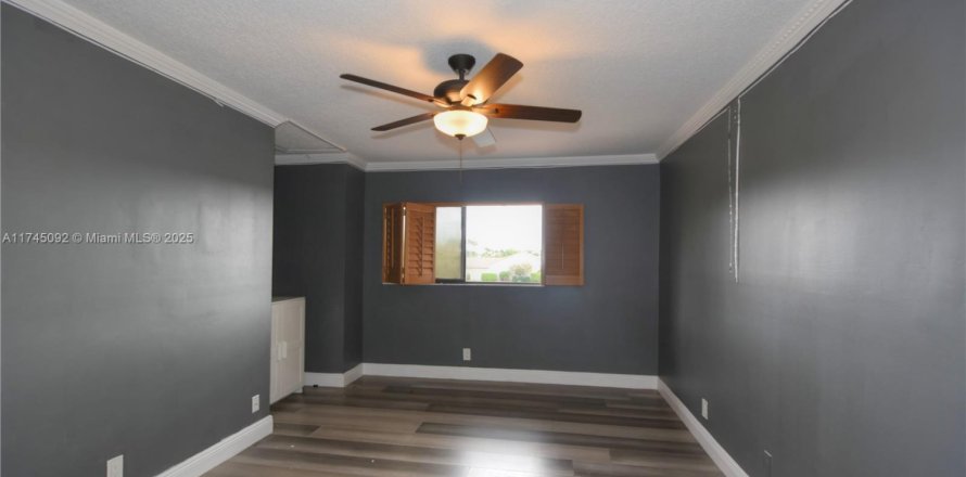 Townhouse in Boca Raton, Florida 3 bedrooms, 166.39 sq.m. № 1495452