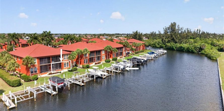 Condo in Punta Gorda, Florida, 3 bedrooms  № 2101418