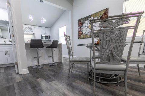 Casa en venta en Tampa, Florida, 3 dormitorios, 107.02 m2 № 1426162 - foto 23