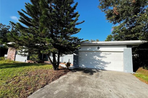 Casa en alquiler en Orlando, Florida, 3 dormitorios, 162.86 m2 № 1806968 - foto 1