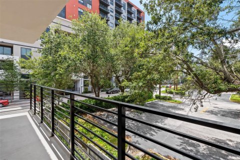 Propiedad comercial en venta en Fort Lauderdale, Florida № 1975999 - foto 26