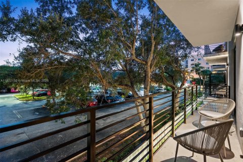 Propiedad comercial en venta en Fort Lauderdale, Florida № 1975999 - foto 29