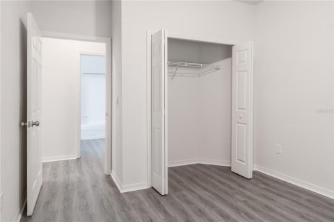 Condo in Orlando, Florida, 3 bedrooms  № 1717384 - photo 21
