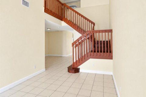 Touwnhouse à louer à Royal Palm Beach, Floride: 3 chambres, 158.03 m2 № 2403776 - photo 4