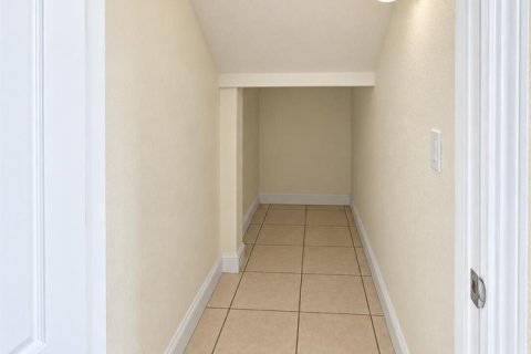 Touwnhouse à louer à Royal Palm Beach, Floride: 3 chambres, 158.03 m2 № 2403776 - photo 10