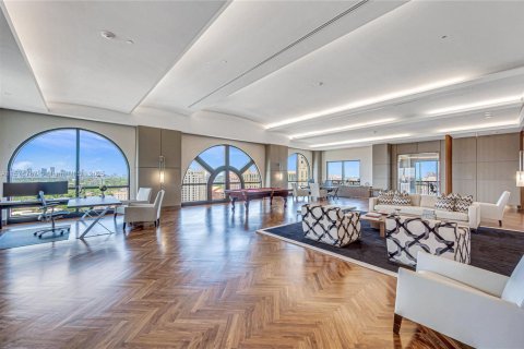 Immobilier commercial à vendre à Coral Gables, Floride № 2014653 - photo 17