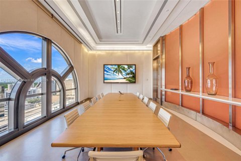 Immobilier commercial à vendre à Coral Gables, Floride № 2014653 - photo 9