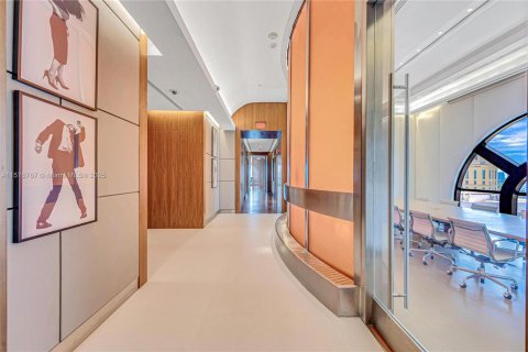 Immobilier commercial à vendre à Coral Gables, Floride № 2014653 - photo 8