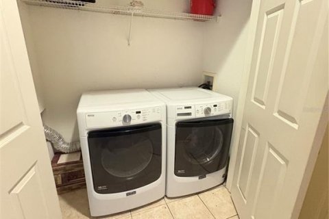 Condominio en venta en Orlando, Florida, 2 dormitorios, 97.55 m2 № 2142639 - foto 19