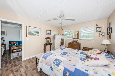 Condominio en venta en Saint Petersburg, Florida, 2 dormitorios, 85.47 m2 № 1901455 - foto 22