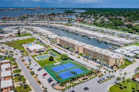 Condominio en venta en Saint Petersburg, Florida, 2 dormitorios, 85.47 m2 № 1901455 - foto 14