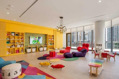 Condo in Miami, Florida, 1 bedroom  № 1994976 - photo 6