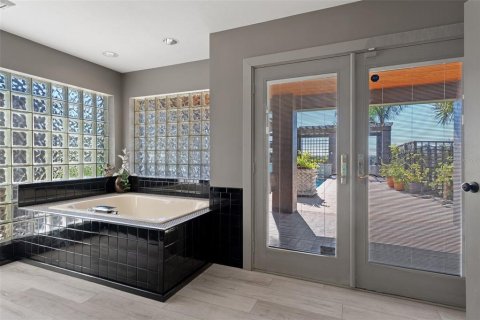 Villa ou maison à vendre à Ocala, Floride: 6 chambres, 628.67 m2 № 2421882 - photo 18