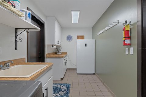 Villa ou maison à vendre à Ocala, Floride: 6 chambres, 628.67 m2 № 2421882 - photo 28