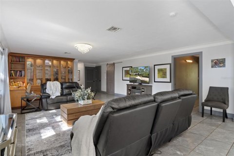 Villa ou maison à vendre à Ocala, Floride: 6 chambres, 628.67 m2 № 2421882 - photo 14