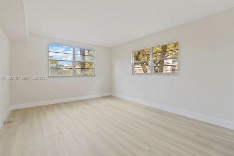 Купить кондоминиум в Коконат Крик, Флорида 2 спальни, 112.41м2, № 1986328 - фото 19