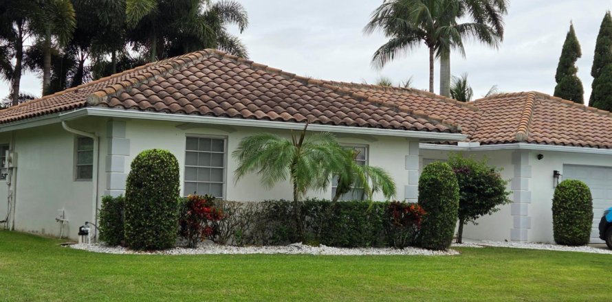 Villa ou maison à Boca Raton, Floride 3 chambres, 144.46 m2 № 2432916