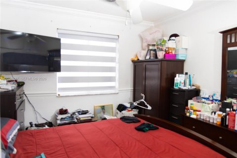 Touwnhouse à vendre à Miami Gardens, Floride: 4 chambres, 159.42 m2 № 2085395 - photo 10