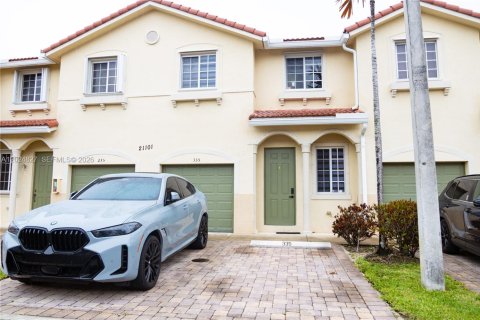 Touwnhouse à vendre à Miami Gardens, Floride: 4 chambres, 159.42 m2 № 2085395 - photo 22