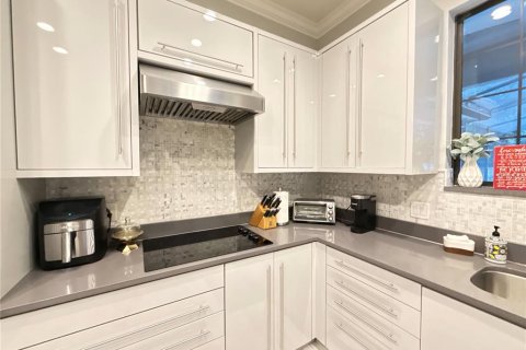 Casa en alquiler en Orlando, Florida, 4 dormitorios, 225.47 m2 № 2151180 - foto 11