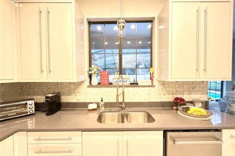 Casa en alquiler en Orlando, Florida, 4 dormitorios, 225.47 m2 № 2151180 - foto 12