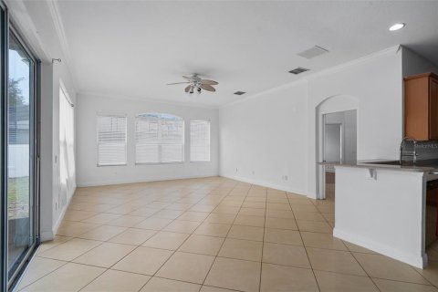 House in Winter Garden, Florida 5 bedrooms, 271.09 sq.m. № 2157989 - photo 23