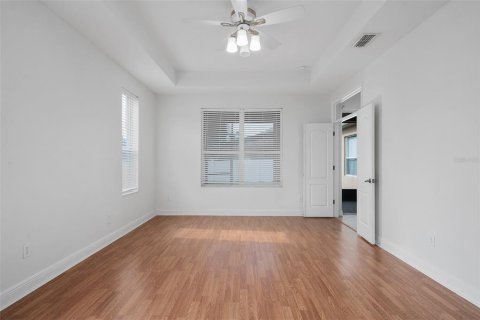 House in Winter Garden, Florida 5 bedrooms, 271.09 sq.m. № 2157989 - photo 27