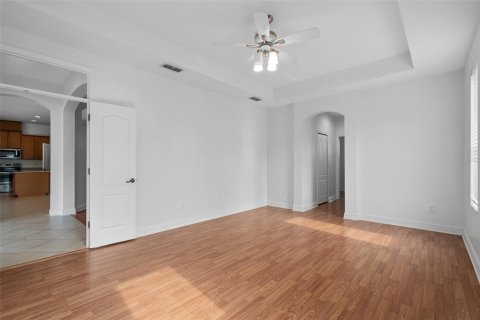 House in Winter Garden, Florida 5 bedrooms, 271.09 sq.m. № 2157989 - photo 28