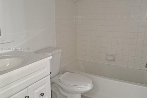 Condo in Davie, Florida, 1 bedroom  № 1925948 - photo 19