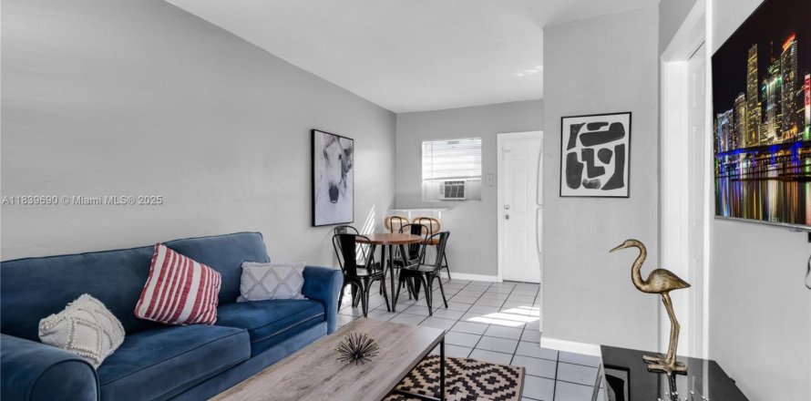Villa ou maison à Dania Beach, Floride 1 chambre, 65.03 m2 № 1828948