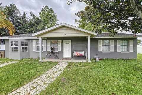 Villa ou maison à Kissimmee, Floride 3 chambres, 121.89 m2 № 2304654