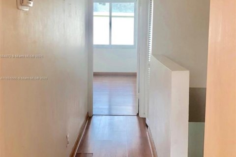 Adosado en alquiler en Weston, Florida, 2 dormitorios, 110.55 m2 № 1809616 - foto 9