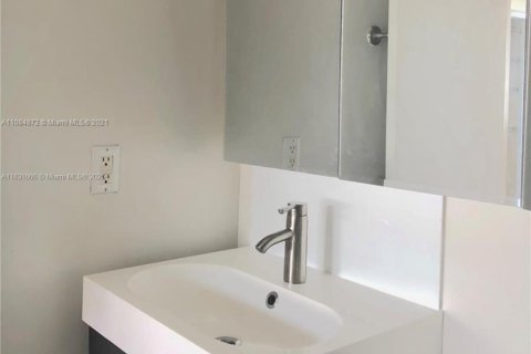 Adosado en alquiler en Weston, Florida, 2 dormitorios, 110.55 m2 № 1809616 - foto 10