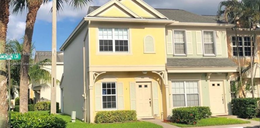 Adosado en Weston, Florida 2 dormitorios, 110.55 m2 № 1809616