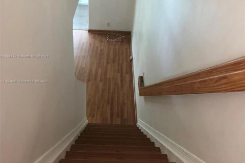 Adosado en alquiler en Weston, Florida, 2 dormitorios, 110.55 m2 № 1809616 - foto 11