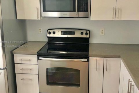 Adosado en alquiler en Weston, Florida, 2 dormitorios, 110.55 m2 № 1809616 - foto 5