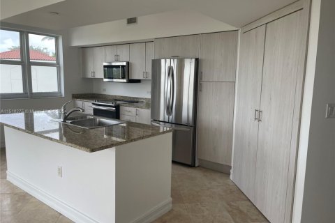 Купить кондоминиум в Авентура, Флорида 3 спальни, 148.64м2, № 1939653 - фото 8