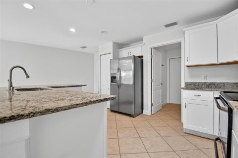 Casa en venta en Palm Coast, Florida, 3 dormitorios, 192.87 m2 № 2092332 - foto 29