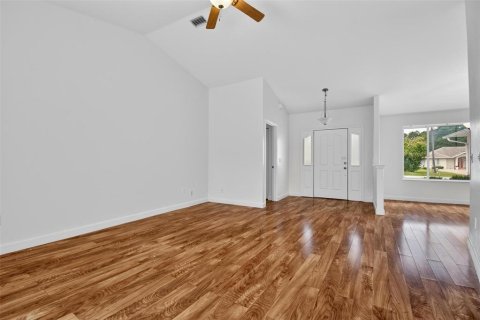 Casa en venta en Palm Coast, Florida, 3 dormitorios, 192.87 m2 № 2092332 - foto 10